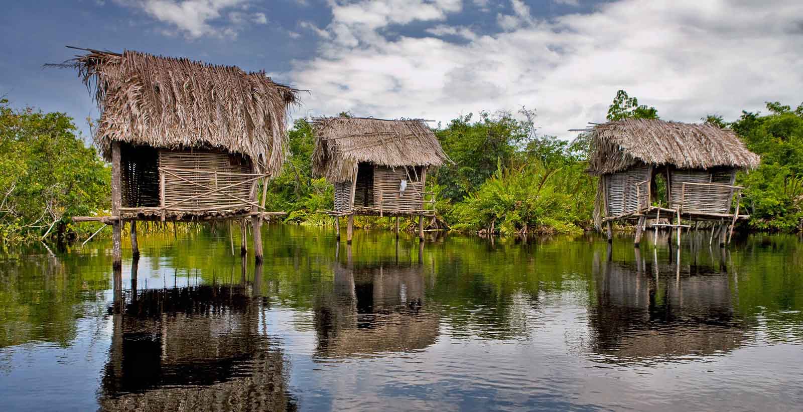 cabanas sobre el rio en la tovara tour san blas nayarit