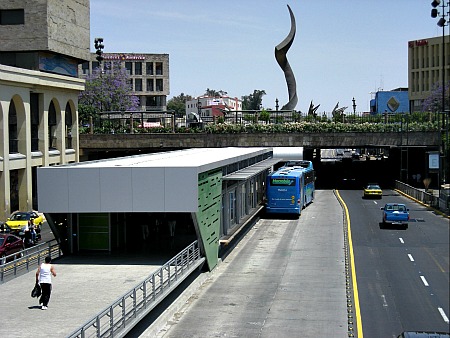 Macrobus_public_transport_Guadalajara_Mexico