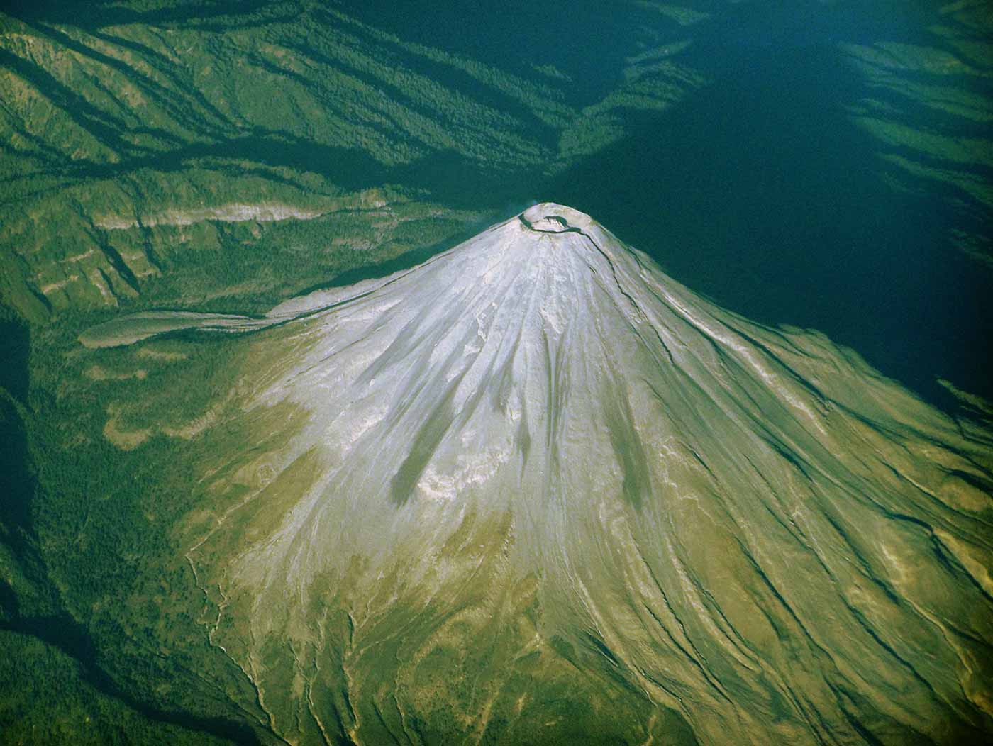 vista aérea del Volcán de Colima